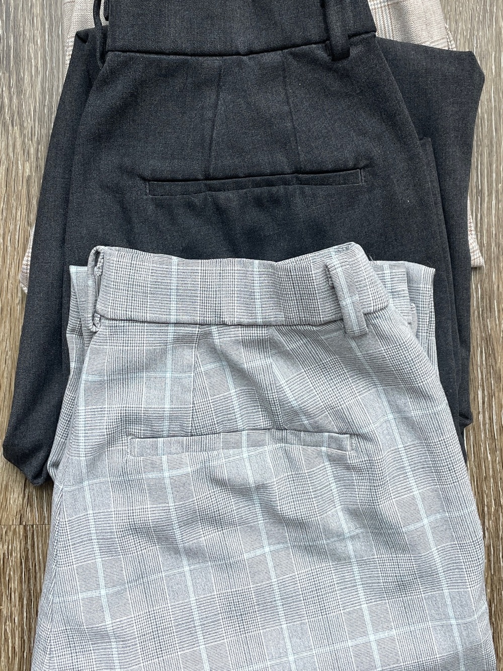 Lot of 2 Uniqlo Smart 2-Way Stretch Ankle Pants